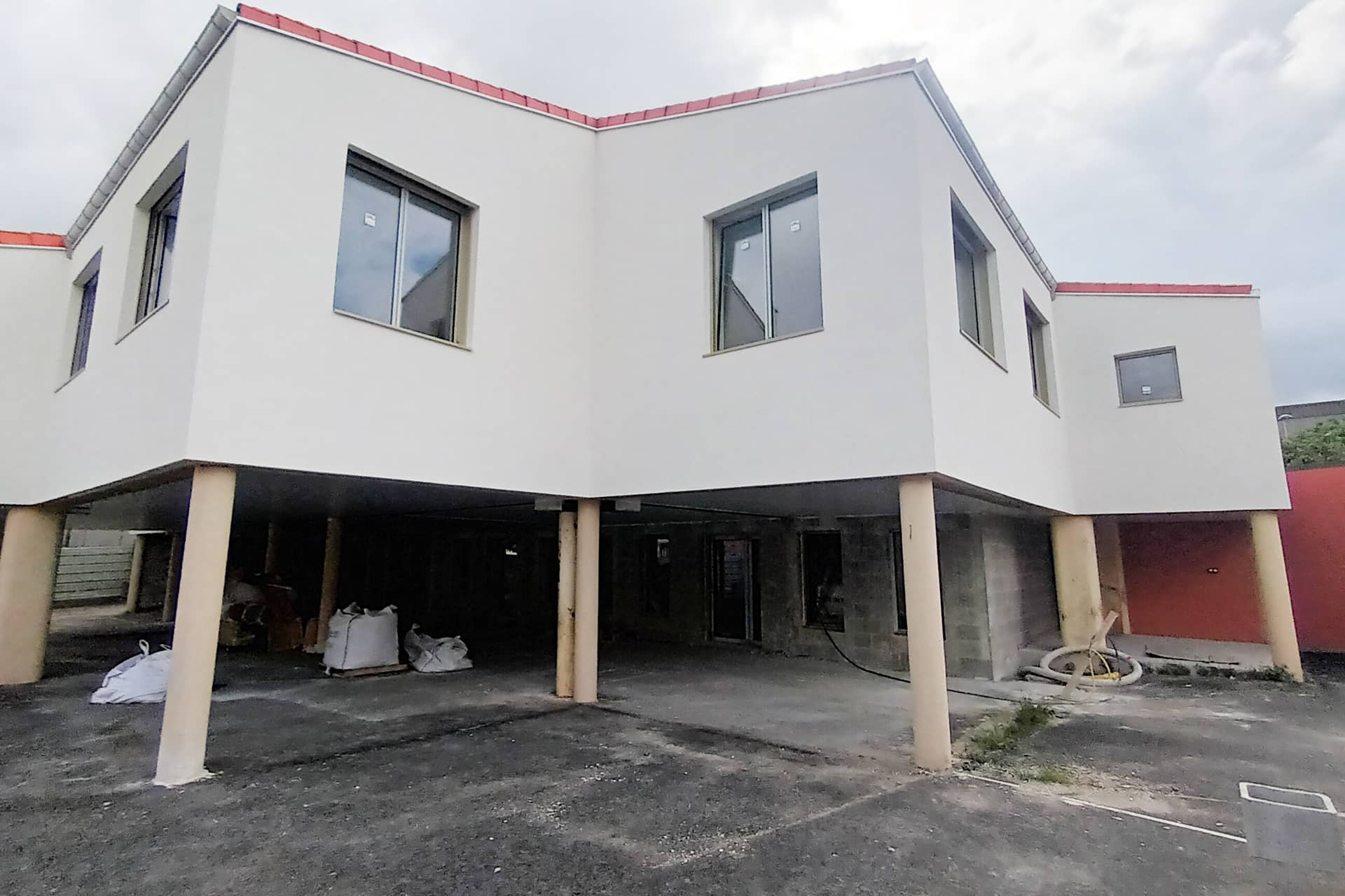 Ravalement de facade école après travaux