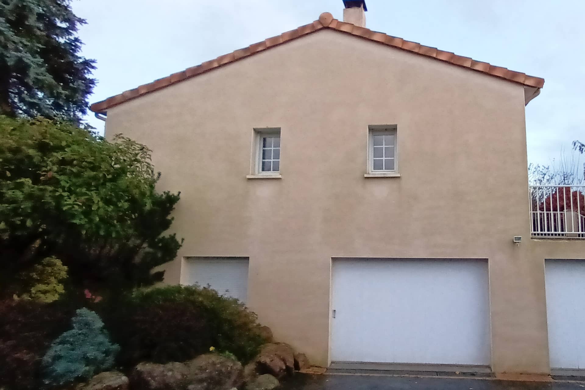 Ravalement de façade maison individuelle avant travaux