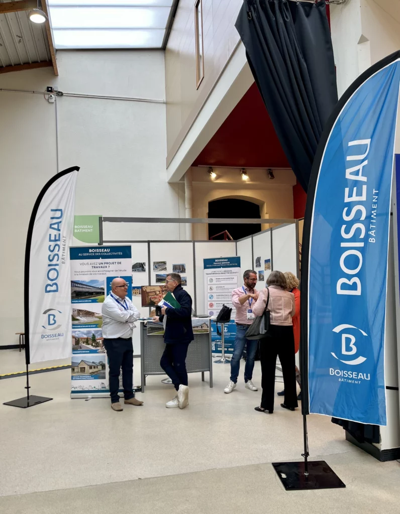 Les équipes du Groupe Boisseau présentes sur le stand au Salon des Maires aux Ponts-de-Cé.